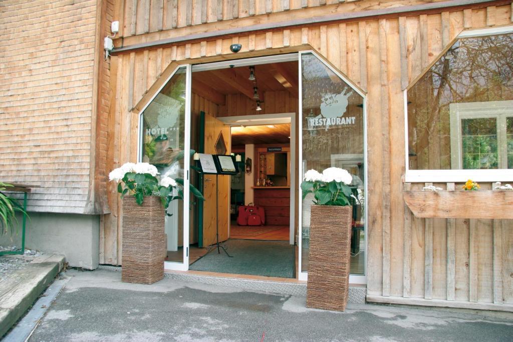 Hotel Gasthaus Schaefle Бюрзерберґ Екстер'єр фото